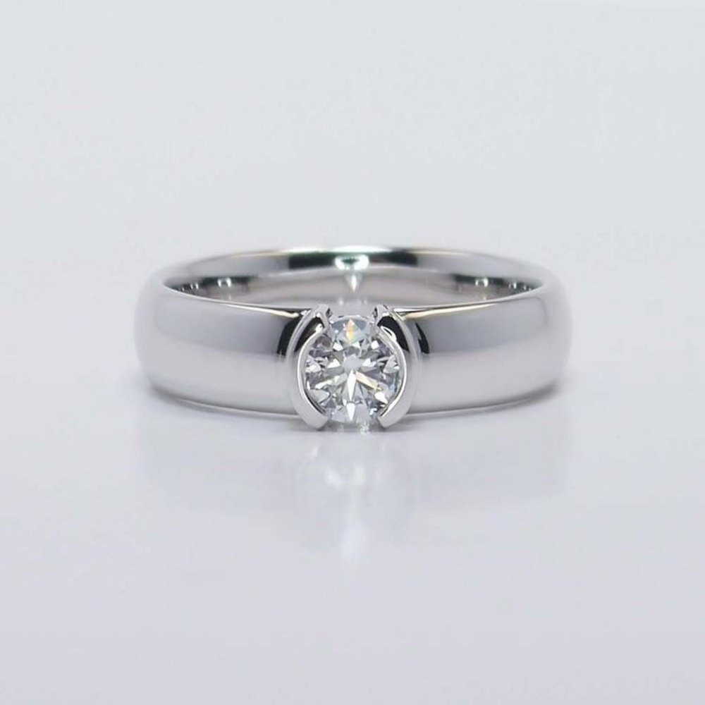 Round Flawless Diamond Engagement Ring (0.40 ct.)